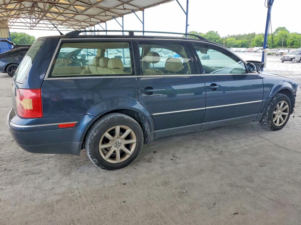 2004 Volkswagen Passat VIN WVWVD63B04E265679 COPART salvage auction — ROLLOVER, GA - CERT OF TITLE-SALVAGE, sold $300 on 2026-07-16 (photo 3)