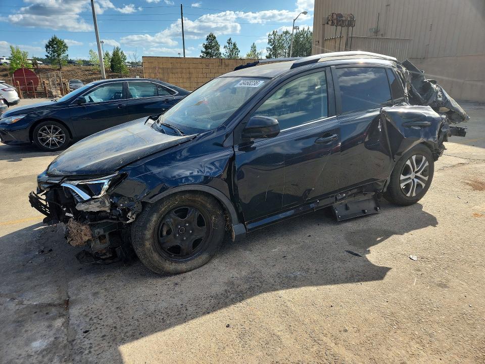 2018 Toyota Rav 4 VIN JTMZFREV0JJ724457 — COPART salvage auction photo