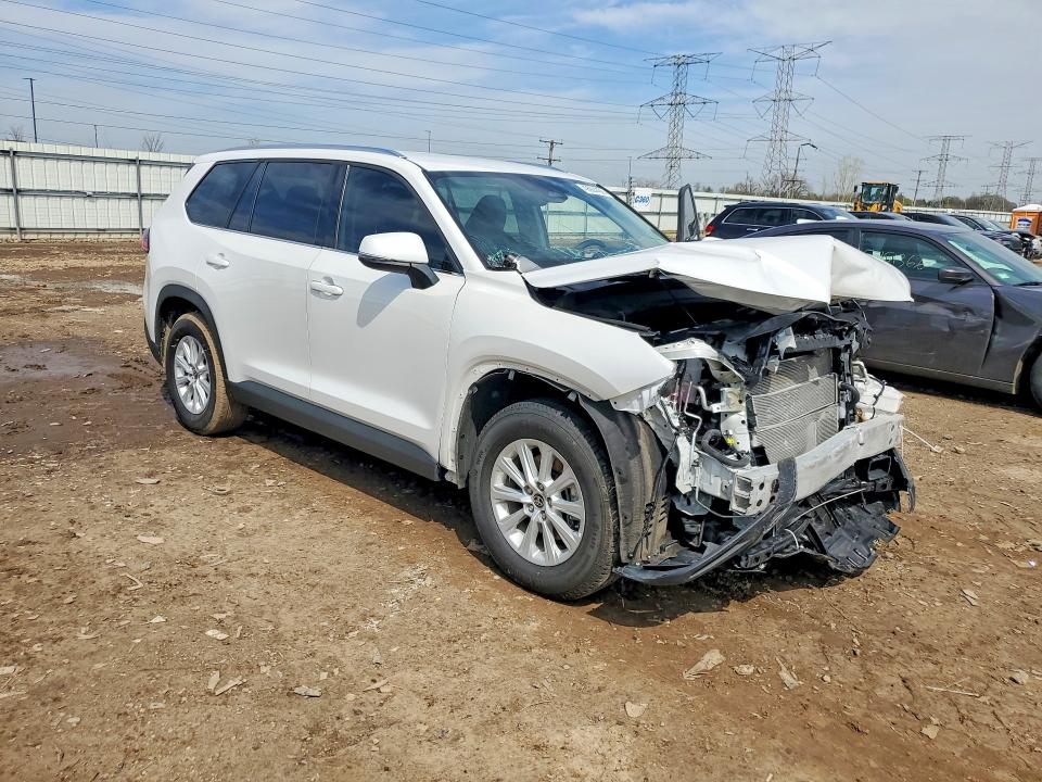 2026 Toyota Highlander VIN 5TDACAB55TS069942 COPART salvage auction — FRONT END, Il - Salvage Certificate, sold $17,100 on 2026-07-09 (photo 4)