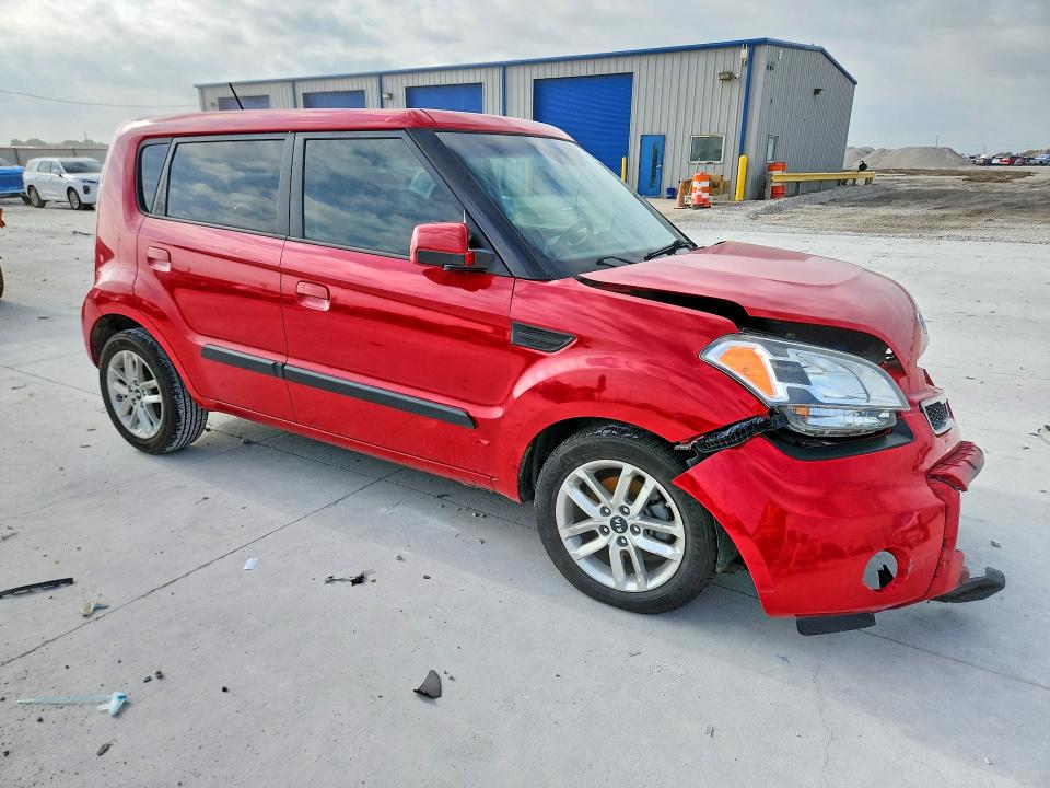 2010 Kia Soul VIN KNDJT2A26A7069758 COPART salvage auction — FRONT END, Tx - Salvage Vehicle Title, sold $275 on 2026-07-24 (photo 4)