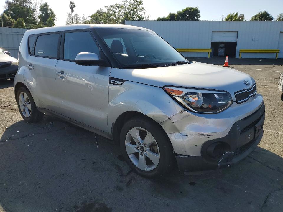 2017 Kia Soul VIN KNDJN2A28H7419296 COPART salvage auction — VANDALISM, CA - SALVAGE CERTIFICATE, sold $175 on 2026-07-24 (photo 4)