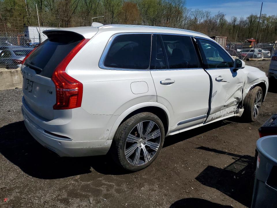 2021 Volvo VIN YV4A22PL6M1700483 COPART salvage auction — SIDE, Md - Cert Of Salvage > 75% Damage, sold $12,400 on 2026-07-23 (photo 3)