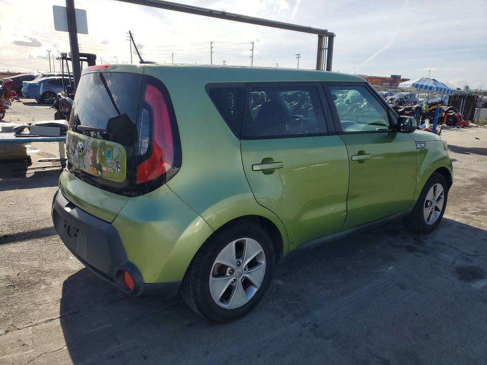 2015 Kia Soul VIN KNDJP3A59F7760648 COPART salvage auction — SIDE, CA, sold $1,150 on 2026-07-15 (photo 3)