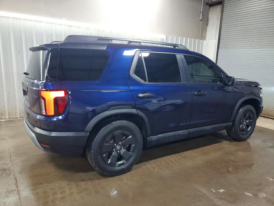 2026 Honda Passport VIN 5FNYF9H36TB025611 COPART salvage auction — FRONT END, Il - Salvage Certificate, sold $14,800 on 2026-07-21 (photo 3)