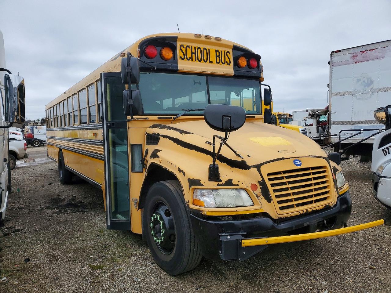 2012 Bluebird Vision VIN 1BAKGCPH8CF287780 COPART salvage auction — Normal Wear, IL - CERTIFICATE OF TITLE, sold $1,400 on 2026-07-09 (photo 1)