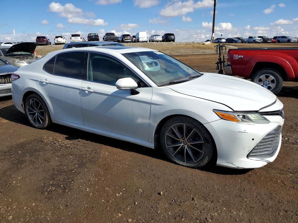 2018 Toyota VIN 4T1B21HK7JU002851 COPART salvage auction — FRONT END, Salvage Title, sold $2,800 on 2026-07-21 (photo 4)