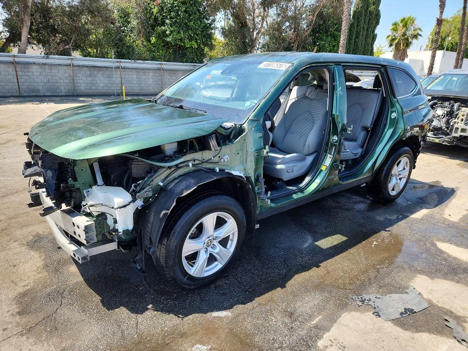 2023 Toyota Highlander VIN 5TDKDRAH4PS500871 COPART salvage auction — STRIPPED, Il - Salvage Certificate, sold $6,300 on 2026-07-07 (photo 1)
