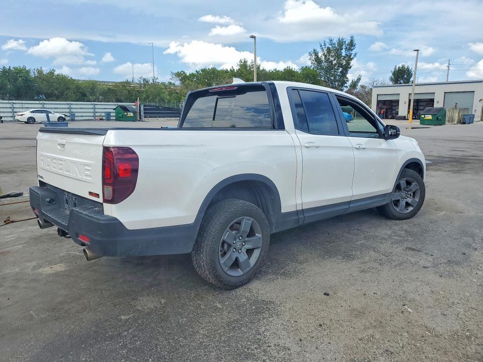 2024 Honda Ridgeline VIN 5FPYK3F69RB030937 COPART salvage auction — FRONT END, Fl - Cert Of Title Slvg Rebuildable, sold $10,600 on 2026-07-29 (photo 3)