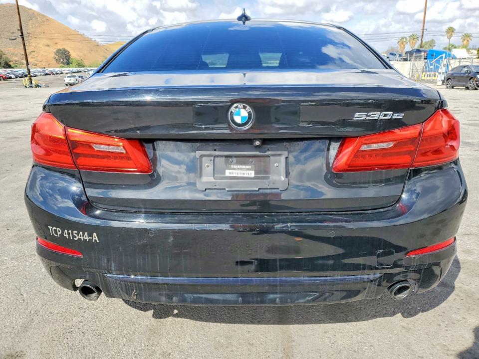2019 BMW 5er VIN WBAJA9C53KB393607 COPART salvage auction — MINOR DENT/SCRATCHES, Ca - Dis/Dlr/Exp Only Clean Title, sold $5,400 on 2026-07-18 (photo 6)