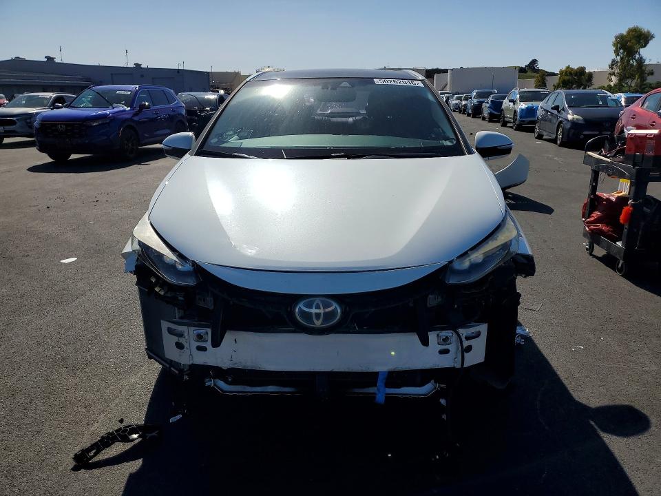 2016 Toyota Mirai VIN JTDBVRBD6GA000734 COPART salvage auction — FRONT END, Ca - Salvage Certificate, sold $225 on 2026-07-06 (photo 5)