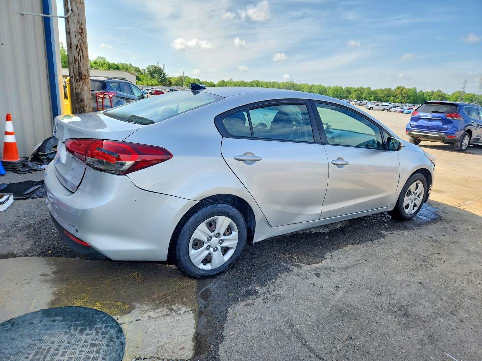 2018 Kia Forte VIN 3KPFK4A72JE185801 COPART salvage auction — FRONT END, Mi - Cert Of Title-Rebuilt Salvage, sold $1,700 on 2026-07-09 (photo 3)