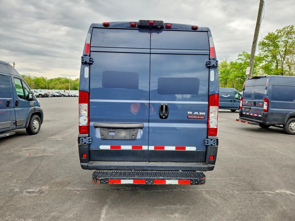2020 Ram VIN 3C6URVJG0LE129309 COPART salvage auction — NORMAL WEAR, Ct - Certificate Of Title, sold $10,900 on 2026-08-27 (photo 6)