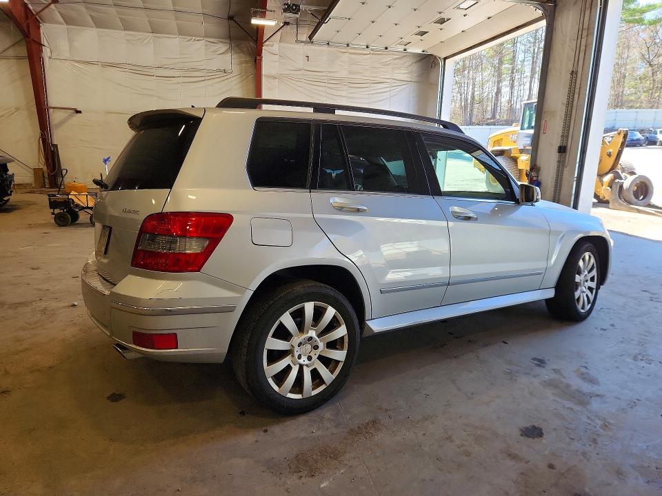 2010 Mercedes-benz Glk-class VIN WDCGG8HB4AF400621 COPART salvage auction — FRONT END, Vt - Cert Of Title-Salvage Vehicle, sold $875 on 2026-07-13 (photo 3)
