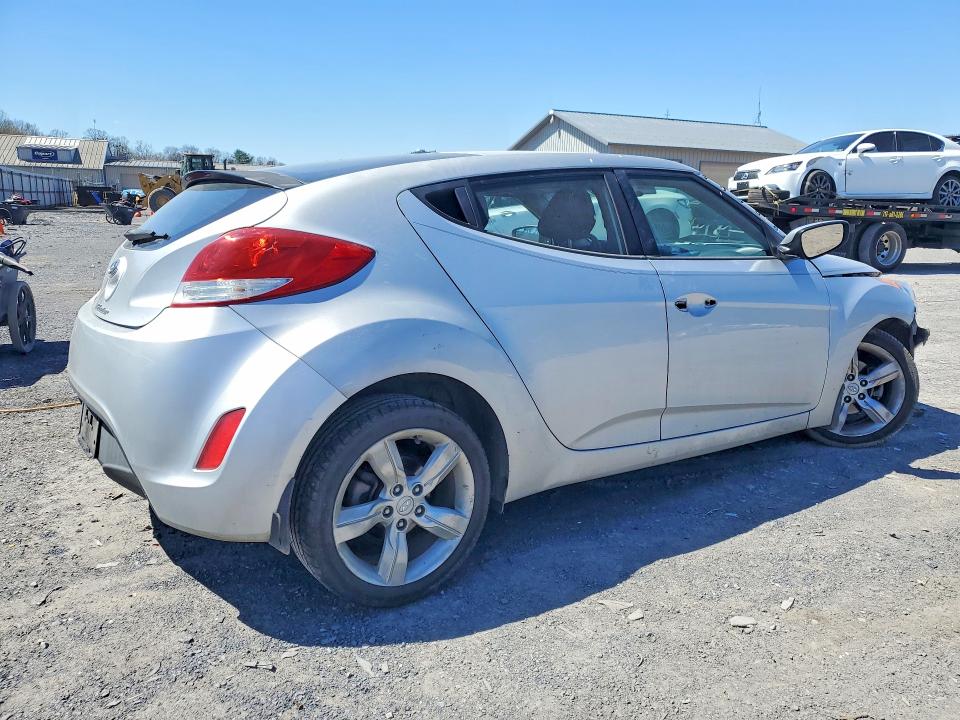 2015 Hyundai Veloster VIN KMHTC6AD9FU243408 COPART salvage auction — FRONT END, Fl - Certificate Of Destruction, sold $425 on 2026-07-16 (photo 3)