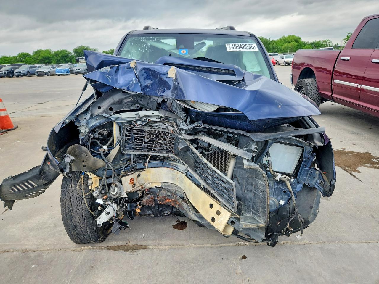 2023 Toyota 4Runner VIN JTERU5JR0P6188902 COPART salvage auction — Front End, TX - SALVAGE VEHICLE TITLE, sold $3,200 on 2026-06-25 (photo 5)
