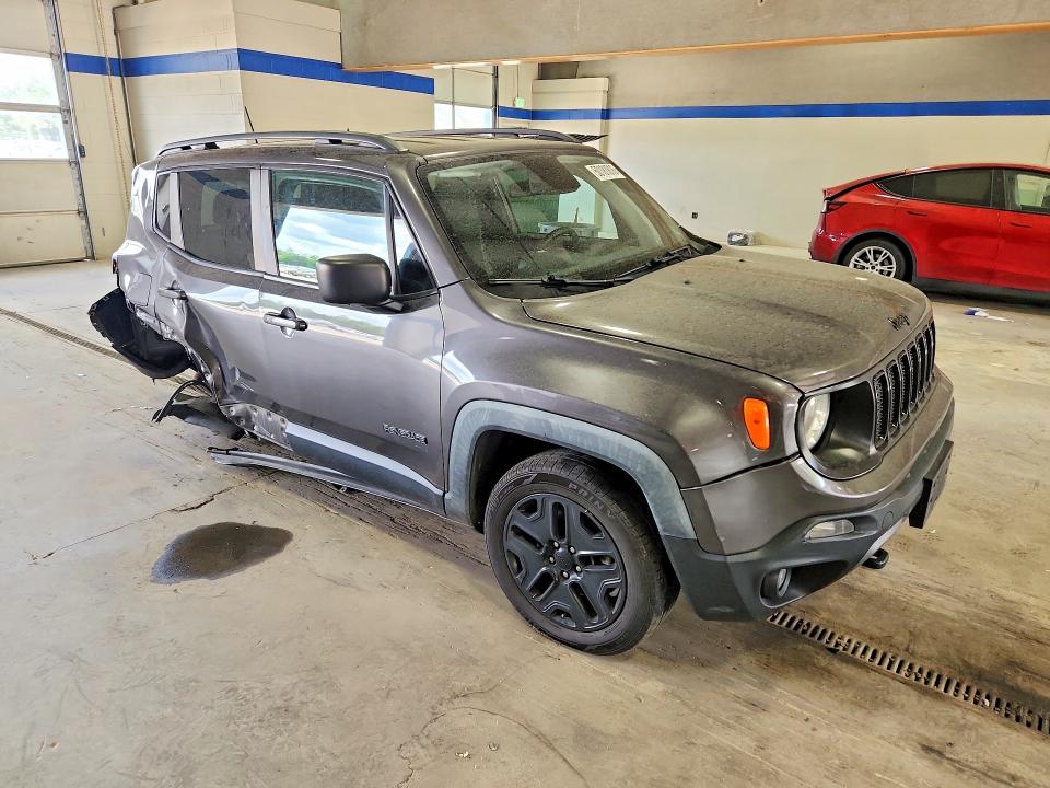2019 Jeep Renegade VIN ZACNJBAB9KPK48627 COPART salvage auction — SIDE, Va - Cert Of Title - Salvage, sold $975 on 2026-07-02 (photo 4)