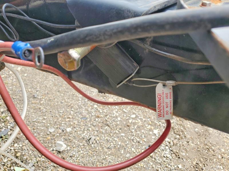 2015 Cherokee products Trailers VIN 4X4TCKE26FK024871 COPART salvage auction — HAIL, IL - SALVAGE CERTIFICATE, sold $1,250 on 2026-07-09 (photo 8)