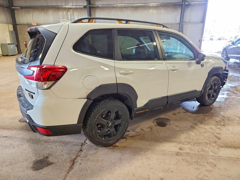 2022 Subaru Forester VIN JF2SKAMC8NH432424 COPART salvage auction — VANDALISM, Nj - Cert Of Title-Salvage, sold $15 on 2026-07-22 (photo 3)
