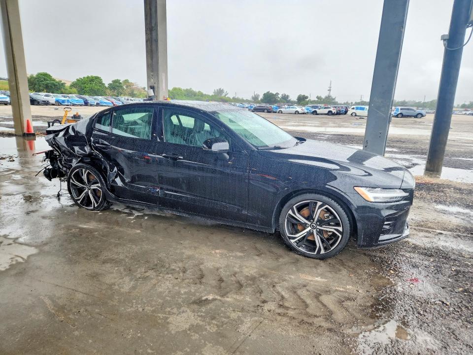 2024 Volvo S60 VIN 7JRL12FL7RG313611 COPART salvage auction — REAR END, Fl - Cert Of Title Slvg Rebuildable, sold $10 on 2026-07-28 (photo 4)
