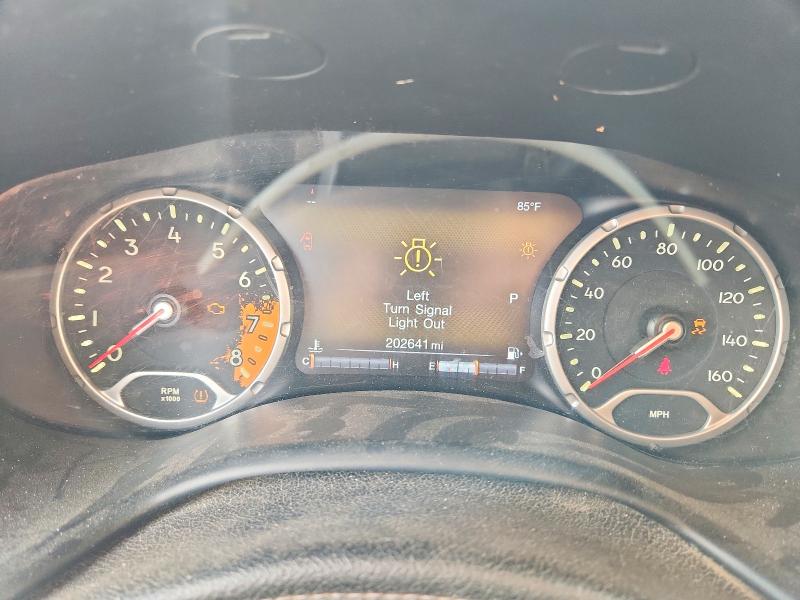2016 Jeep Renegade VIN ZACCJBCT6GPD35537 COPART salvage auction — MINOR DENT/SCRATCHES, Ok - Certificate Of Title-Junked, sold $1,200 on 2026-07-29 (photo 9)