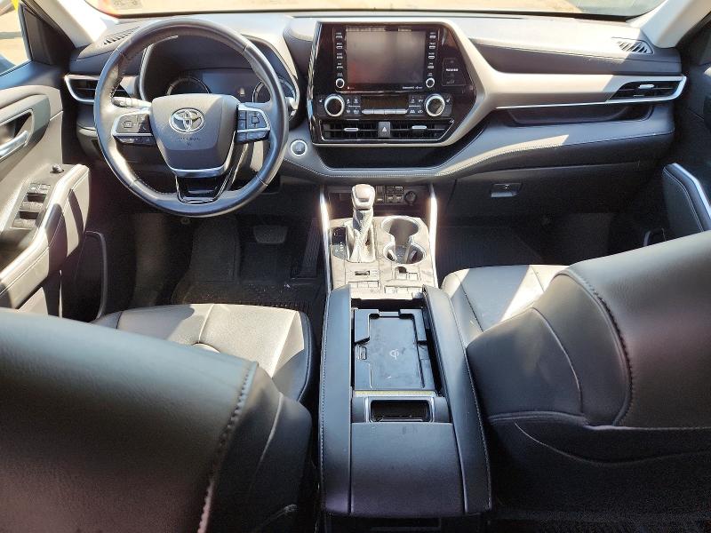 2021 Toyota Highlander VIN 5TDHZRBH5MS107497 COPART salvage auction — SIDE, NJ - CERT OF TITLE-SALVAGE, sold $19,000 on 2026-07-15 (photo 8)