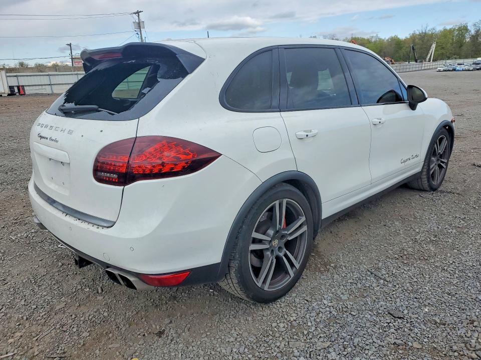 2012 Porsche Cayenne VIN WP1AC2A25CLA84695 COPART salvage auction — MECHANICAL, Mi - Cert Of Title-Rebuilt Salvage, sold $1,200 on 2026-07-17 (photo 3)