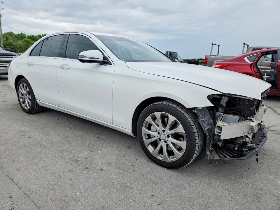 2017 Mercedes-benz E-klasse VIN WDDZF4JBXHA219301 COPART salvage auction — FRONT END, Tn - Salvage Certificate, sold $6,400 on 2026-07-15 (photo 4)