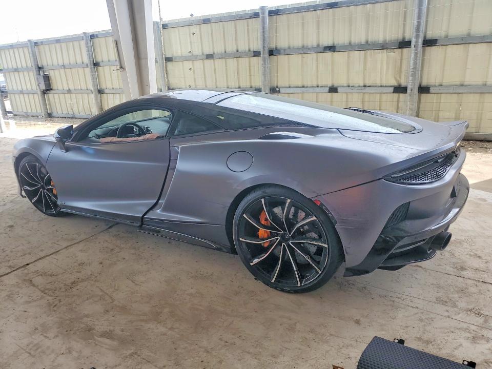 2025 Mclaren VIN SBM22GCA6SW003380 COPART salvage auction — UNDERCARRIAGE, Fl - Cert Of Title Slvg Rebuildable, sold $82,000 on 2026-07-02 (photo 2)