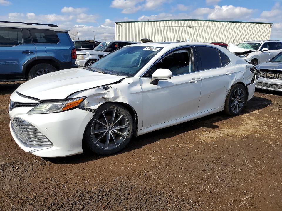 2018 Toyota VIN 4T1B21HK7JU002851 COPART salvage auction — FRONT END, Salvage Title, sold $2,800 on 2026-07-21 (photo 1)