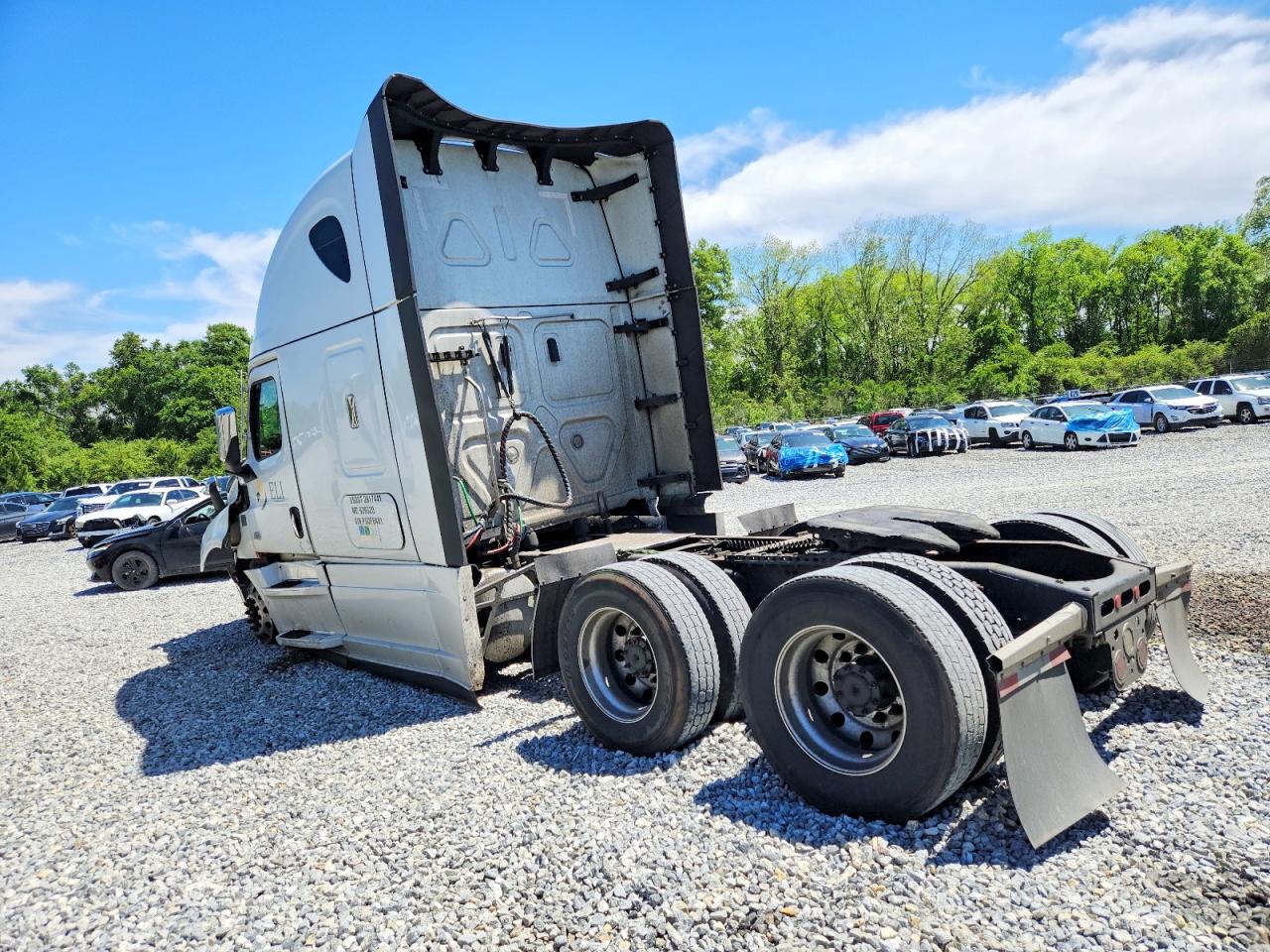 2023 Freightliner Cascadia VIN 3AKJHHDV2PSUF8481 COPART salvage auction — Front End, GA - CERT OF TITLE-SALVAGE, sold $22,000 on 2026-07-09 (photo 3)