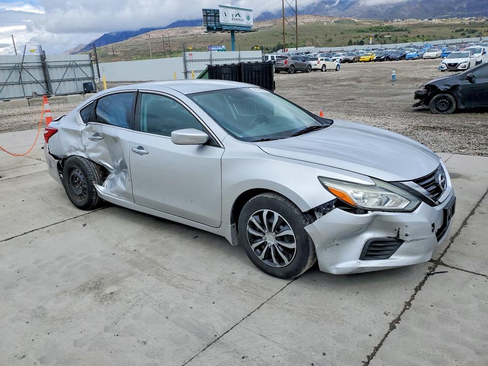 2016 Nissan Altima VIN 1N4AL3AP7GC162683 COPART salvage auction — SIDE, Ut - Salvage Certificate, sold $375 on 2026-07-20 (photo 4)
