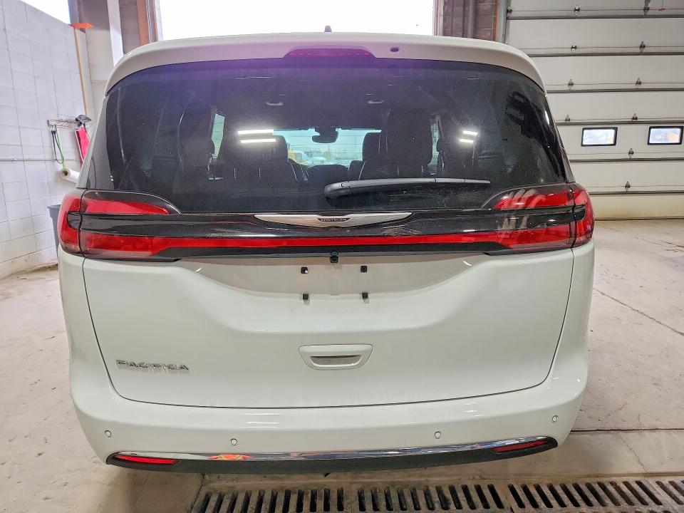 2026 Chrysler Pacifica VIN 2C4RC1BG9TR177820 COPART salvage auction — SIDE, Mn - Cert Of Title-Salvage, sold $7,100 on 2026-07-28 (photo 6)