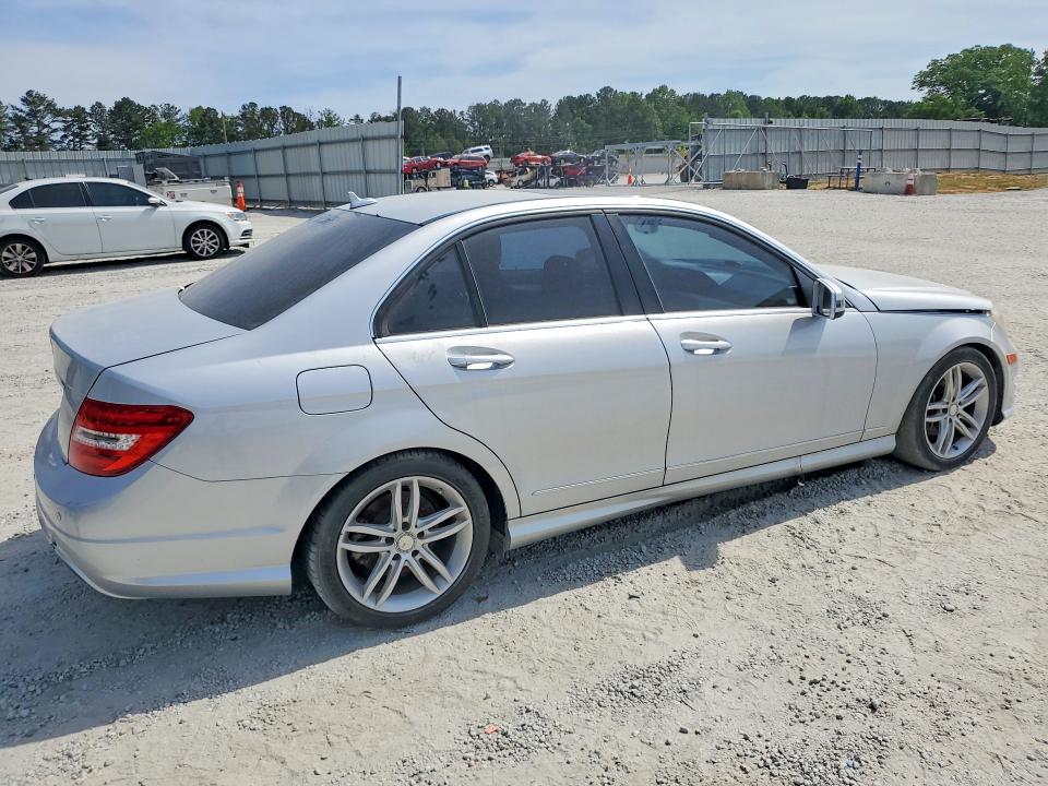 2013 Mercedes-benz C-klasse VIN WDDGF4HB1DR273790 COPART salvage auction — FRONT END, Ga - Certificate Of Title (P), sold $1,400 on 2026-07-16 (photo 3)