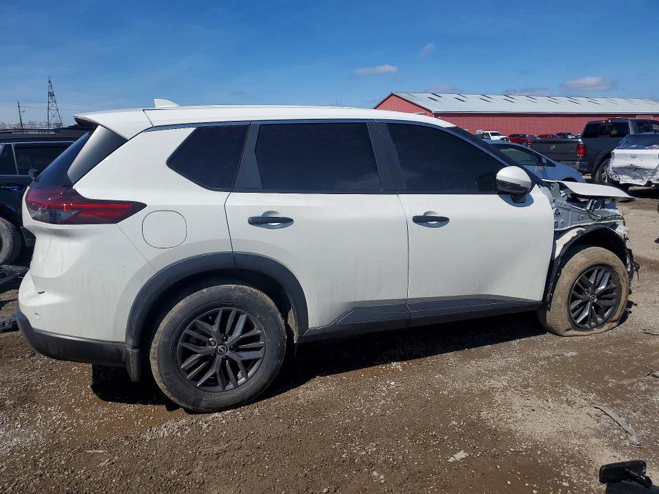 2024 Nissan Rogue VIN JN8BT3ABXRW439142 COPART salvage auction — FRONT END, Salvage Title, sold $225 on 2026-07-21 (photo 3)