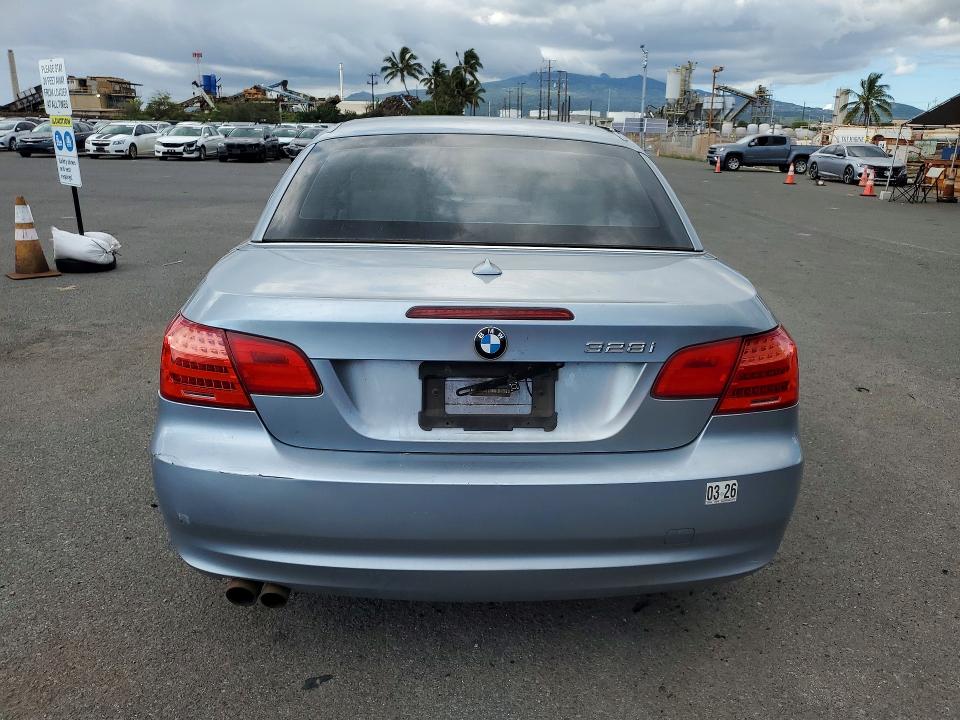 2011 BMW 3er VIN WBADW3C58BE539770 COPART salvage auction — WATER/FLOOD, Hi - Certificate Of Salvage, sold $35 on 2026-08-03 (photo 6)