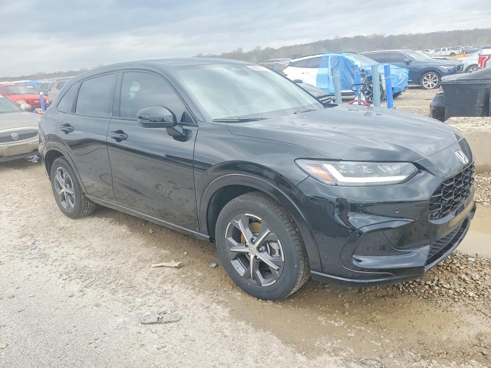 2025 Honda Hr-v VIN 3CZRZ2H70SM780179 COPART salvage auction — HAIL, Ks - Certificate Of Title, sold $1,500 on 2026-06-30 (photo 4)