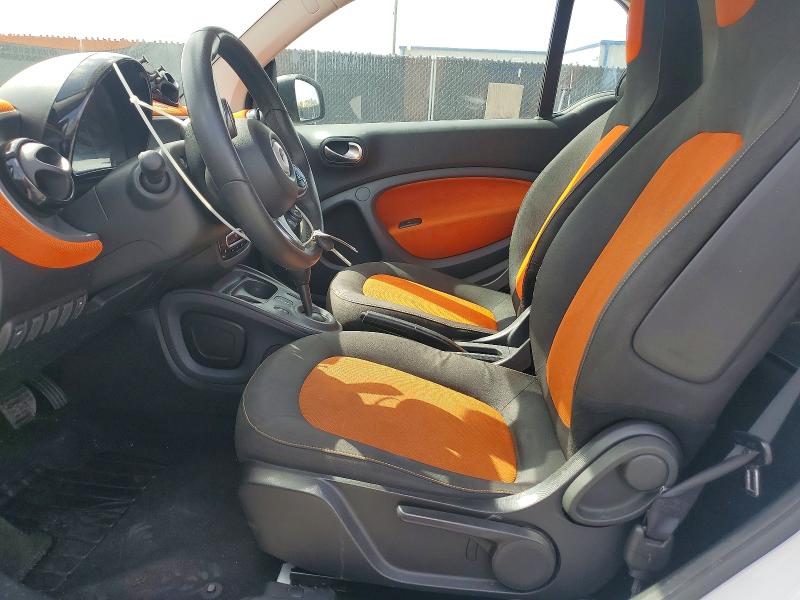 2017 Smart Fortwo VIN WMEFJ9BA1HK229984 COPART salvage auction — SIDE, Fl - Certificate Of Title, sold $3,450 on 2026-08-04 (photo 7)