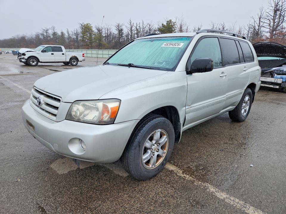 2005 Toyota Highlander VIN JTEEP21A740053820 COPART salvage auction — MINOR DENT/SCRATCHES, Ny - Cert Of Title-Parts Only, sold $900 on 2026-07-06 (photo 1)