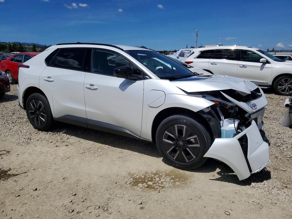 2026 Toyota Bz4x VIN JTMBFAEB4TA002274 COPART salvage auction — FRONT END, CA - SALVAGE CERTIFICATE, sold $8,700 on 2026-07-02 (photo 4)