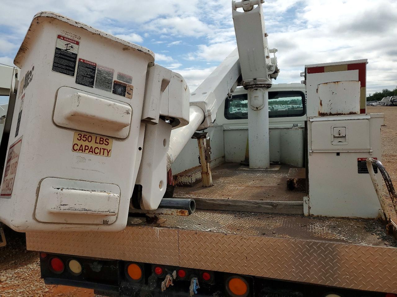 2007 International 4200 VIN 1HTMPAFL27H340897 COPART salvage auction — Mechanical, OK - CERTIFICATE OF TITLE (P), sold $1,500 on 2026-07-24 (photo 6)