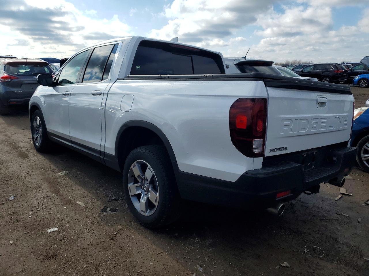 2024 Honda Ridgeline VIN 5FPYK3F52RB014098 COPART salvage auction — Side, IL - SALVAGE CERTIFICATE, sold $10,200 on 2026-07-02 (photo 2)