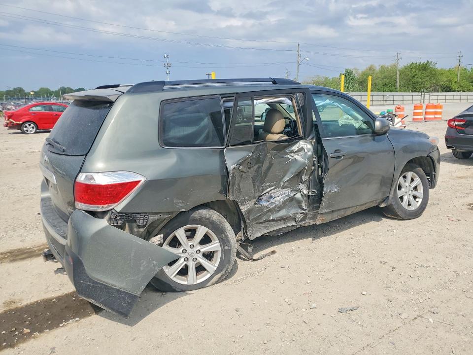 2013 Toyota Highlander VIN 5TDBK3EH6DS222256 COPART salvage auction — SIDE, In - Certificate Of Title, sold $1,250 on 2026-07-14 (photo 3)
