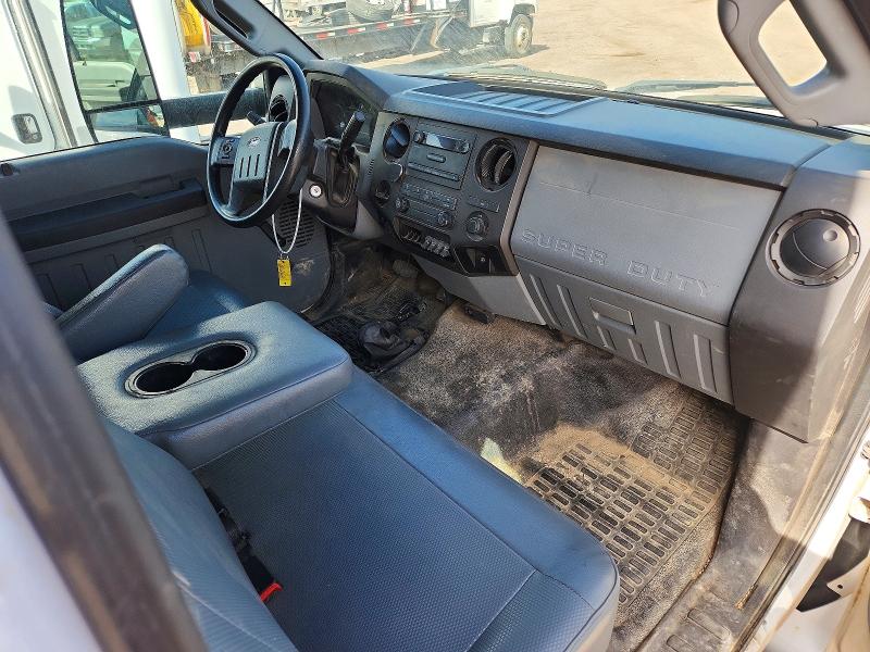 2018 Ford VIN 1FDNF6DC2JDF03109 COPART salvage auction — MINOR DENT/SCRATCHES, Co - Dis/Dlr/Exp Only Clean Title, sold $11,200 on 2026-07-29 (photo 8)
