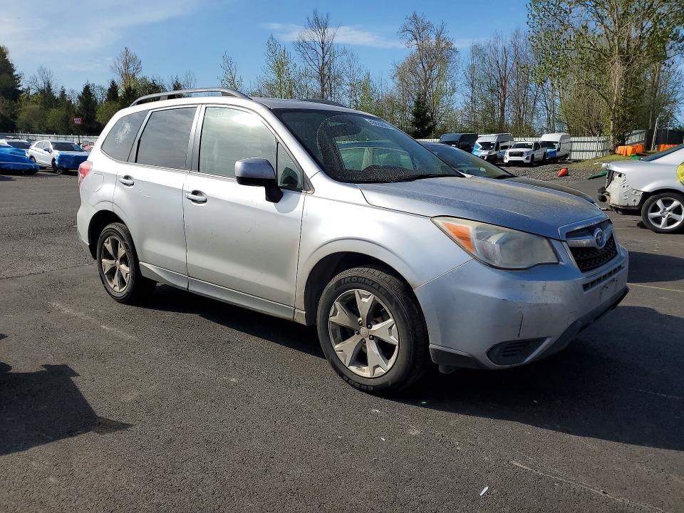 2014 Subaru Forester VIN JF2SJAEC6EH480649 COPART salvage auction — SIDE, Or - Salvage Title Certificate, sold $1,100 on 2026-07-06 (photo 4)