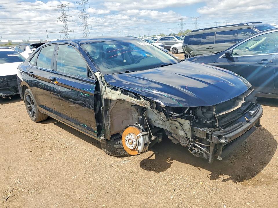 2024 Volkswagen Jetta VIN 3VW7M7BU3RM032928 COPART salvage auction — FRONT END, Il - Salvage Certificate, sold $5,700 on 2026-07-02 (photo 4)