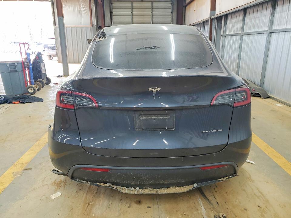 2024 Tesla Model y VIN 7SAYGDEE9RF988634 COPART salvage auction — SIDE, Nc - Salvage Certificate Of Title, sold $10,000 on 2026-07-15 (photo 6)