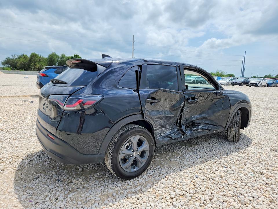 2026 Honda Hr-v VIN 3CZRZ1H3XTM733590 COPART salvage auction — SIDE, Tx - Salvage Vehicle Title, sold $7,900 on 2026-07-09 (photo 3)