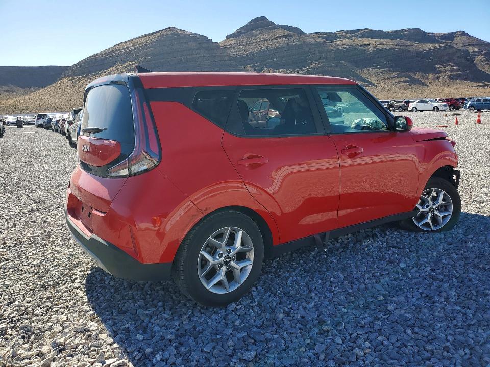 2024 Kia Soul VIN KNDJ23AU9R7232912 COPART salvage auction — FRONT END, Nv - Salvage Title, sold $2,500 on 2026-07-15 (photo 3)