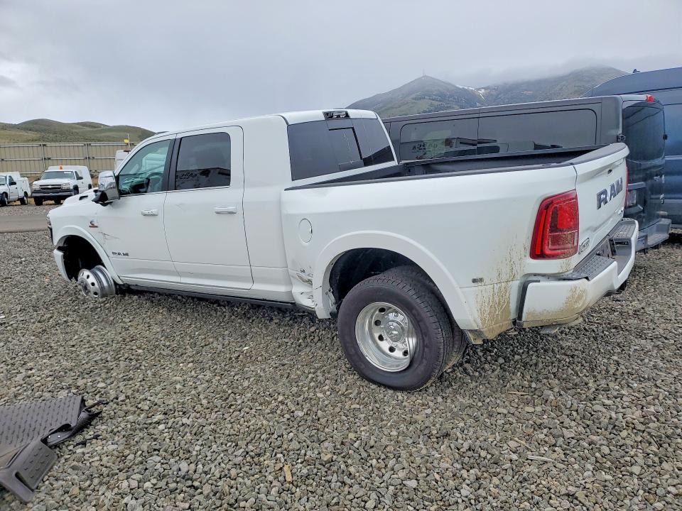 2026 Ram 3500 VIN 3C63RRPL4TG159179 COPART salvage auction — Side, NV - SALVAGE TITLE, sold $41,000 on 2026-06-11 (photo 2)