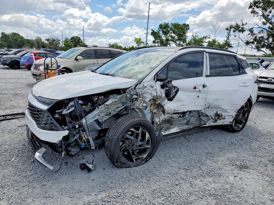 2023 Kia Sportage VIN 5XYK53AF4PG123335 COPART salvage auction — SIDE, Salvage Title, sold $2,250 on 2026-07-14 (photo 1)